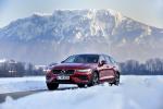 Volvo V60 D4 Cross Country 2018 года (WW)
